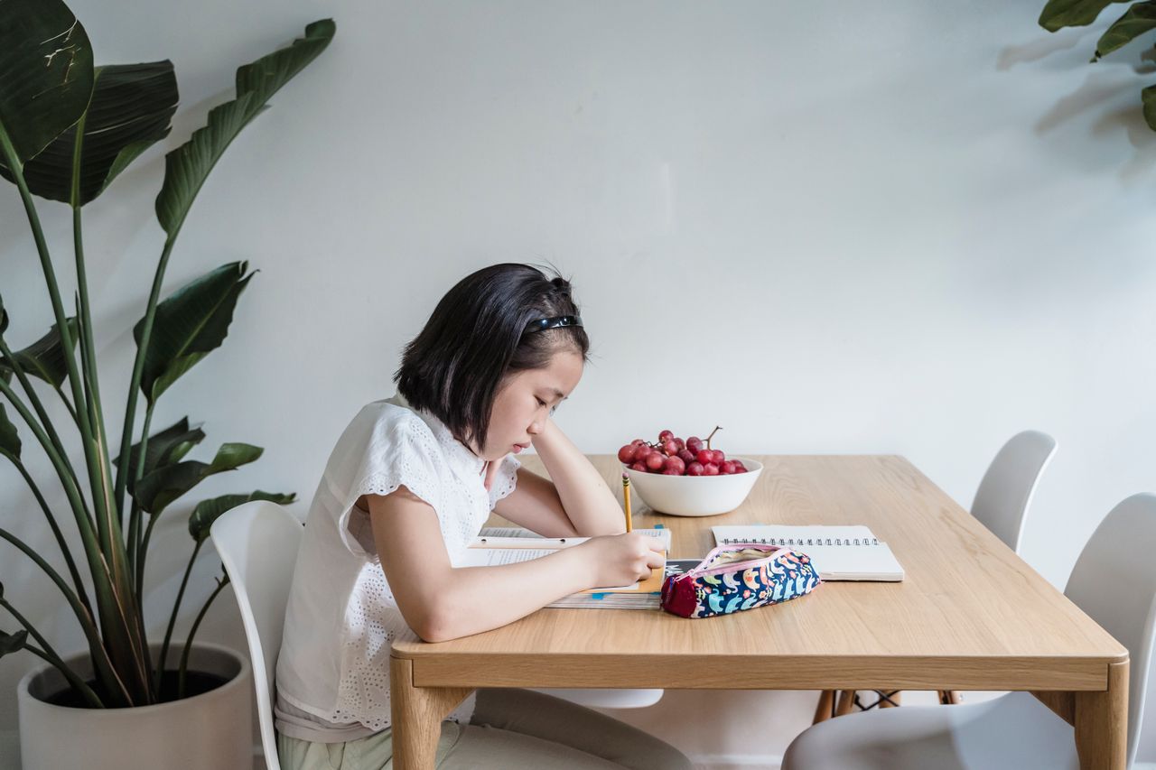 Peppermint and Study Time: Can Scent Help Kids Focus? 📚