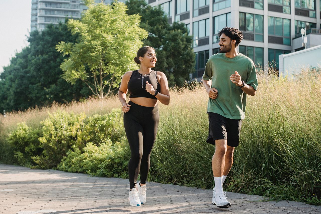 Defying Inflammaging: A Guide to Aging Gracefully and Healthily 🧘‍♀️🥬