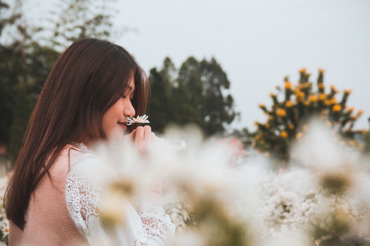 The Science of Scent: Emotional Memory, Mood, and Healing🌿🌬️